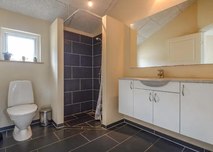 Ferienhaus Lovely In With Kitchen
